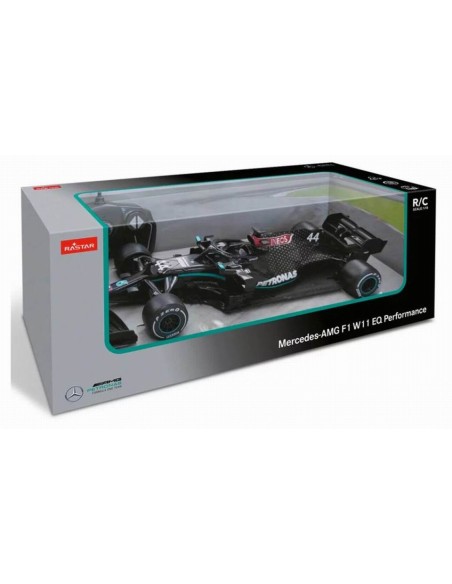 AUTO 118 RC MERCEDES AMG F1  637065